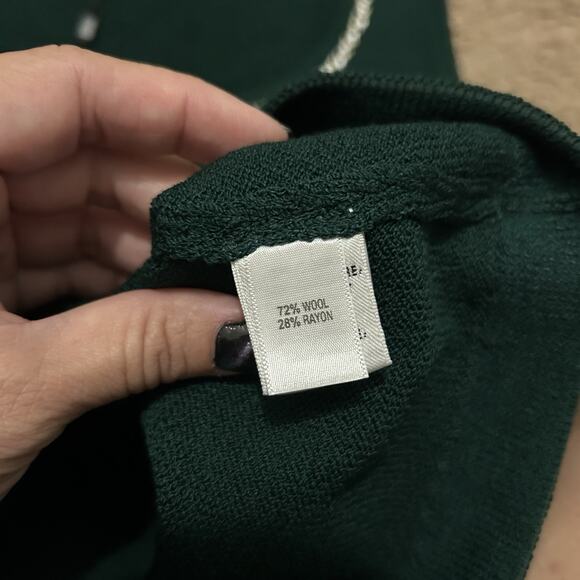 St John Evening Knit Sleeveless Top Embellished Collar Emerald Green Size P - Picture 7 of 8